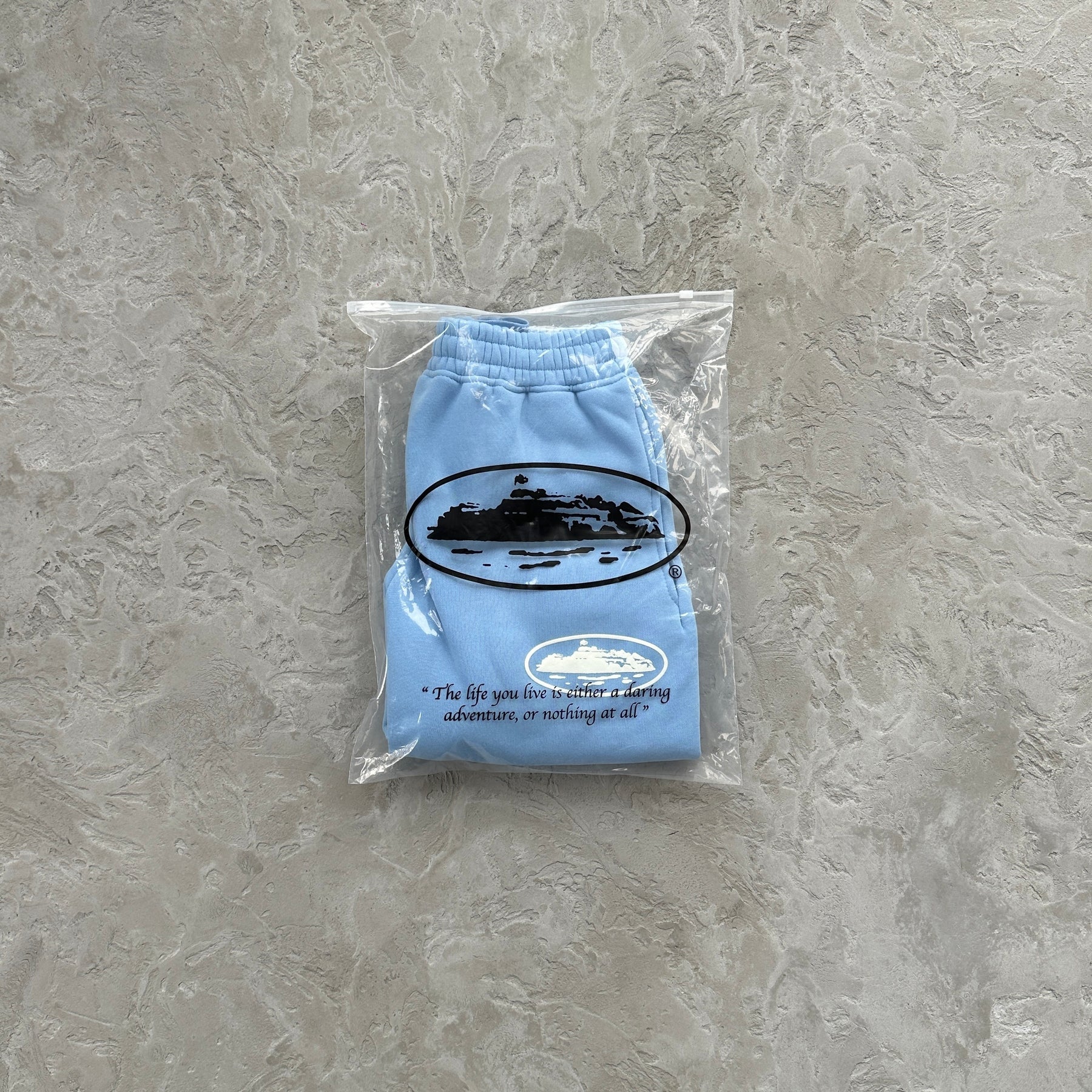 Shorts Corteiz “Island Puff Print” ( Azul Claro )