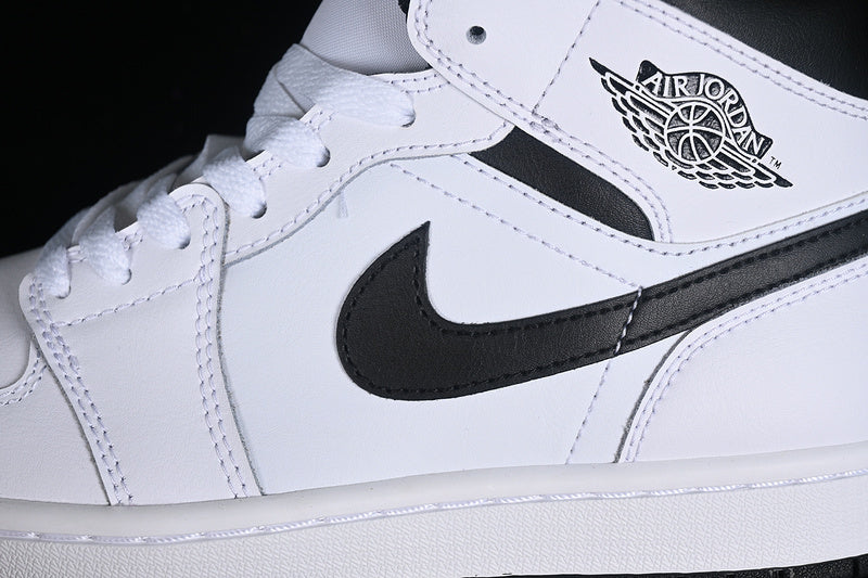 Air Jordan 1 High “Reverse Panda”