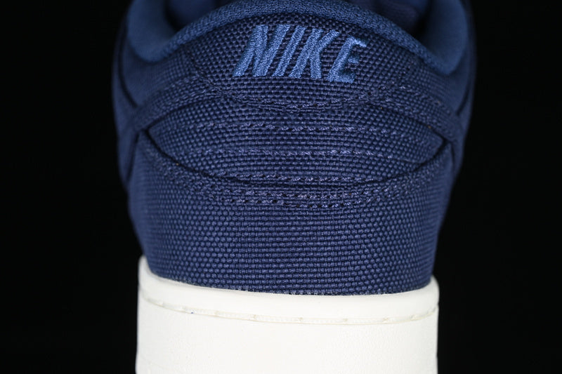 Dunk “Low Desert Ochre and Midnight”