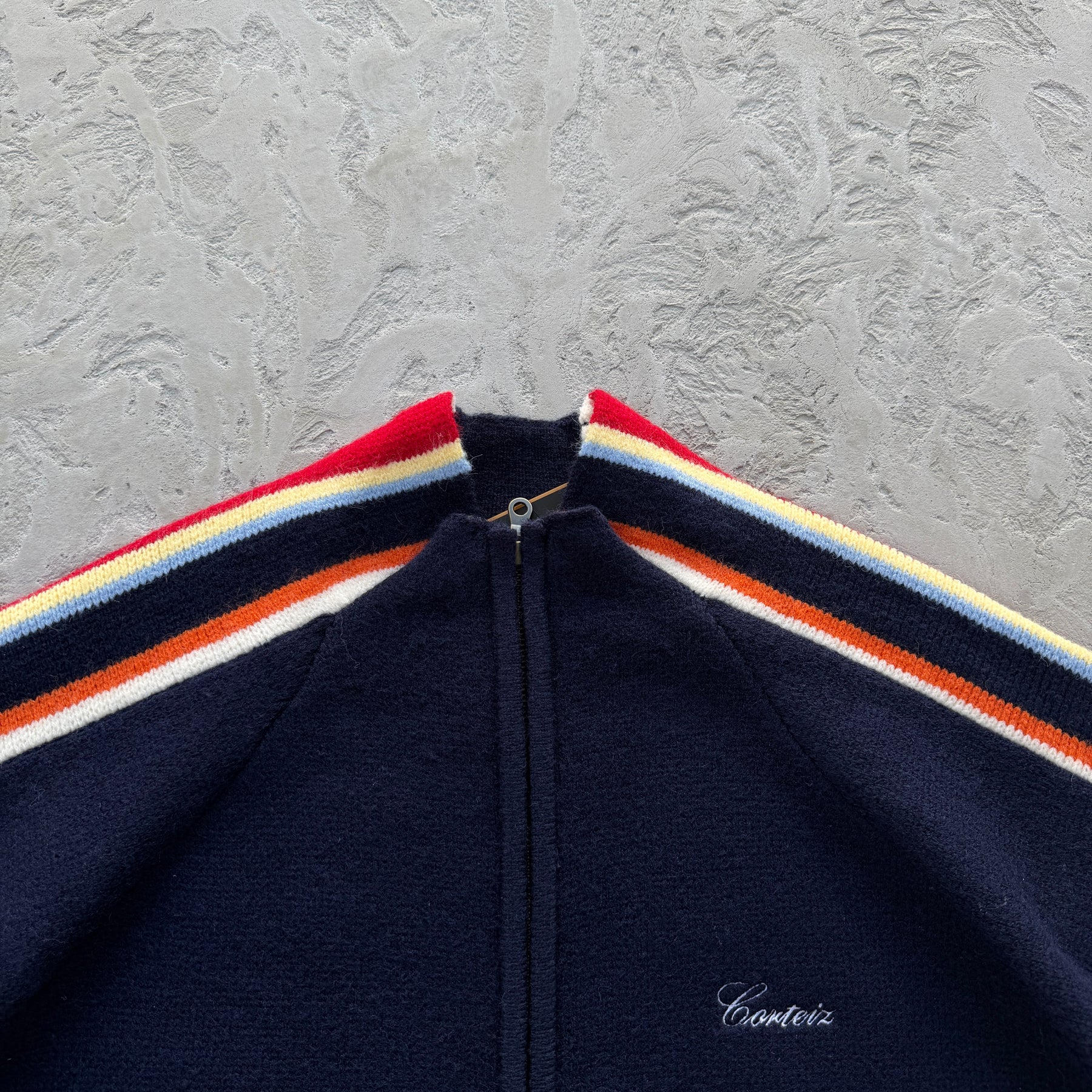 Sueter Corteiz “Multi Stripe Knit”