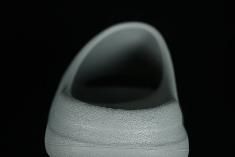 Yeezy Slide “Resin Salt”