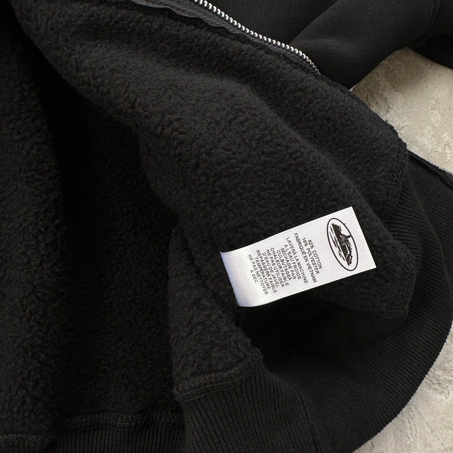 Conjunto Corteiz “College Arch Open” ( Preto )
