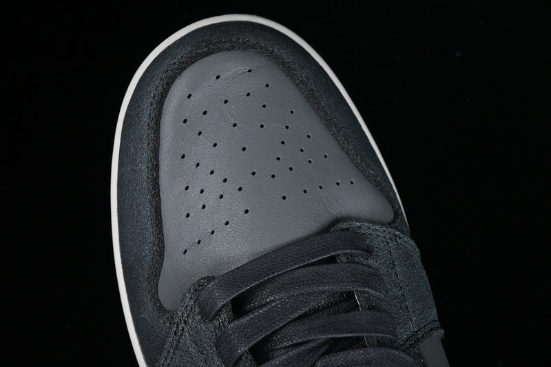 Air Jordan 1 High “Distressed Smoke Grey”