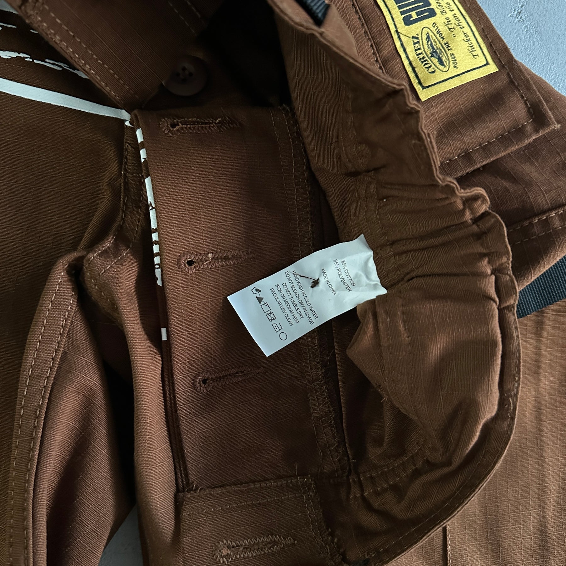 Calça Cargo Corteiz “Island Puff”