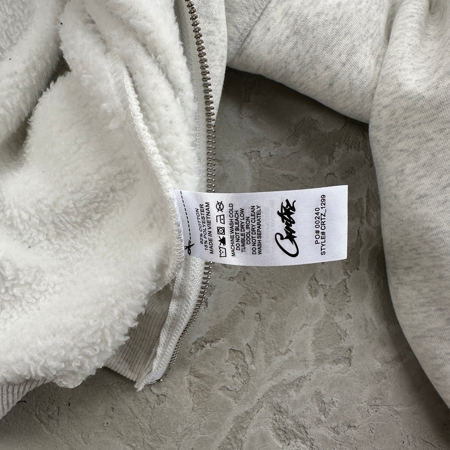 Conjunto Corteiz “College Arch Open”