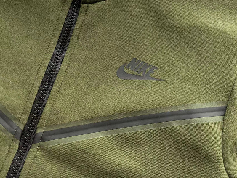 Nike Tech ( Verde )