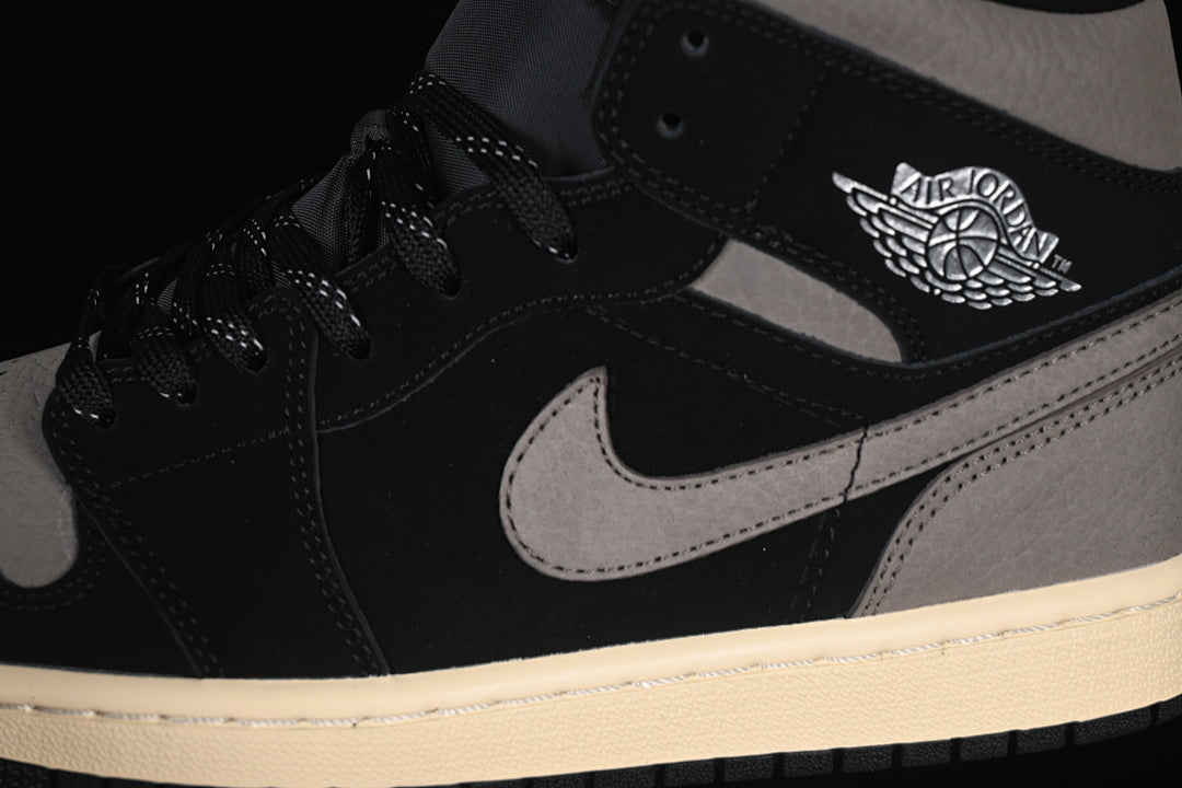 Air Jordan 1 High “Mid SE”