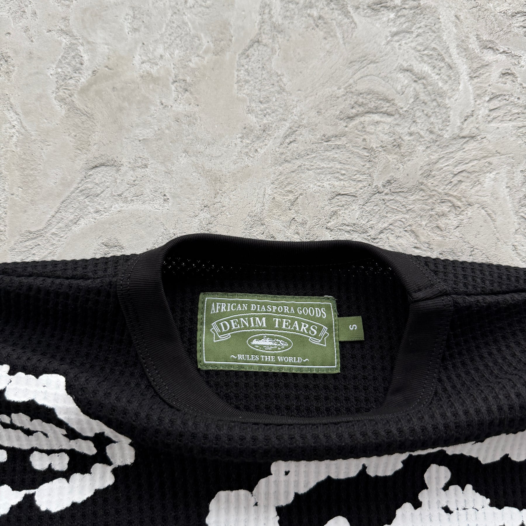 Sueter Corteiz x Denim Tears ( Preto )