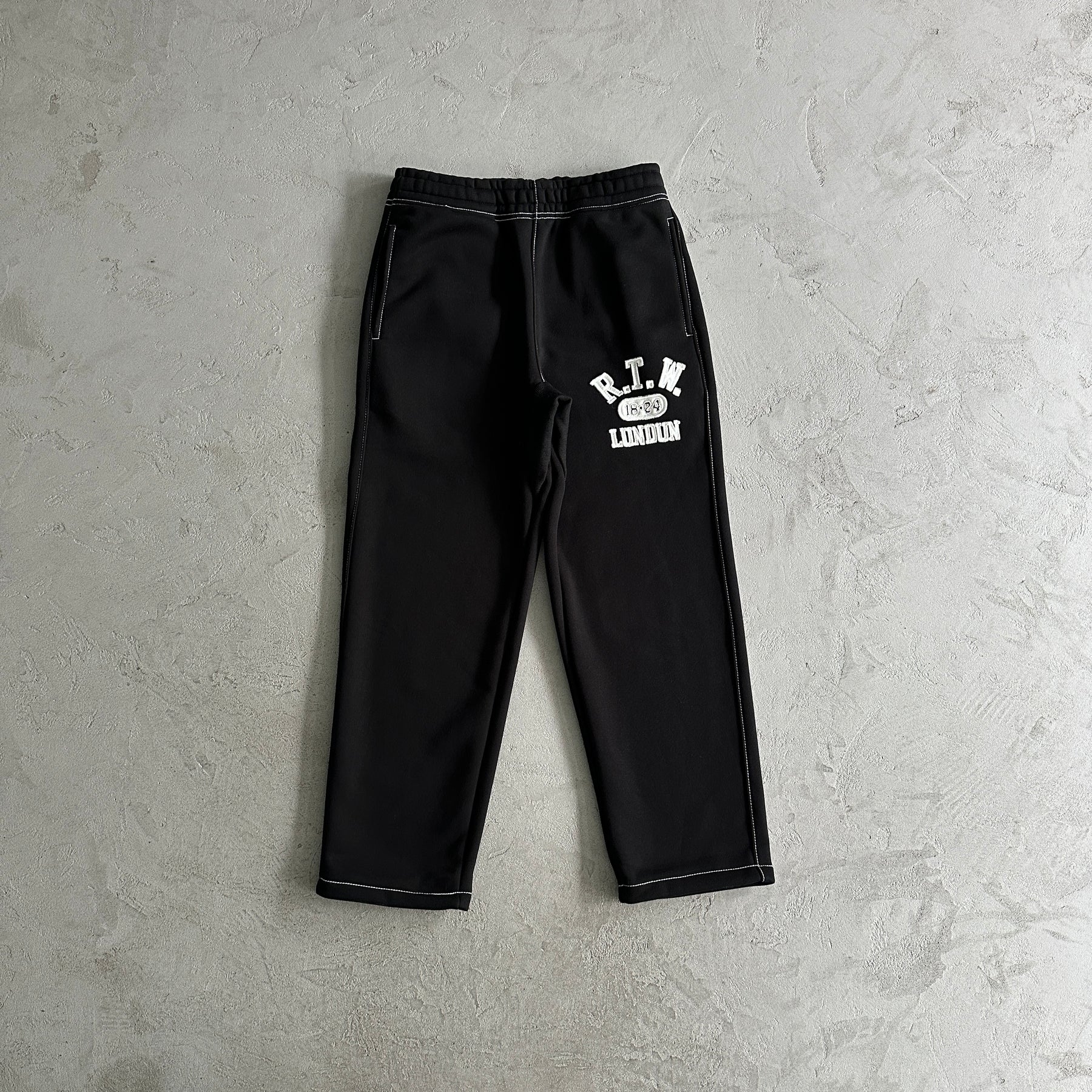 Conjunto Corteiz “RTW College” ( Preto )