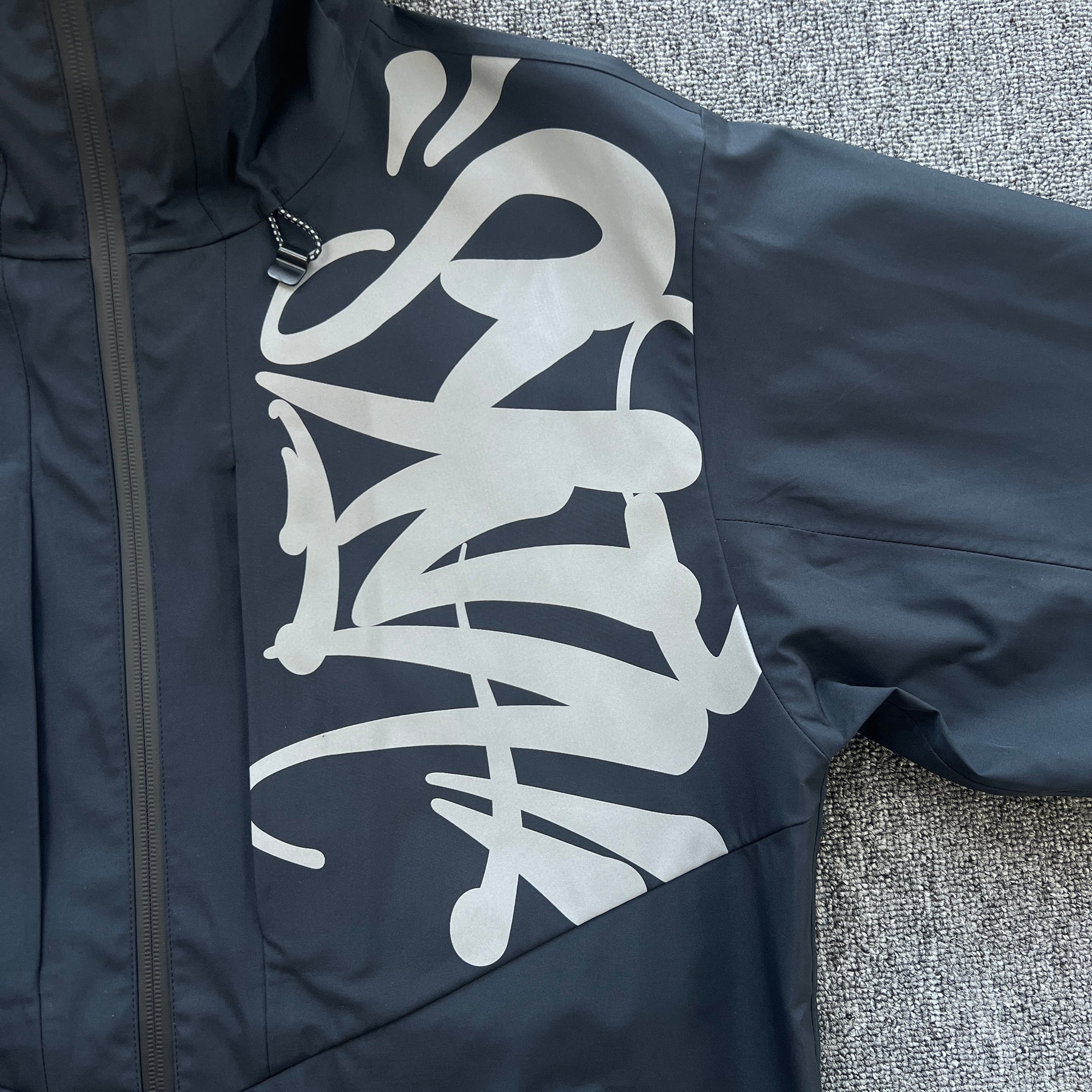 Jaqueta Syna World “Trek Jacket" ( Preta )