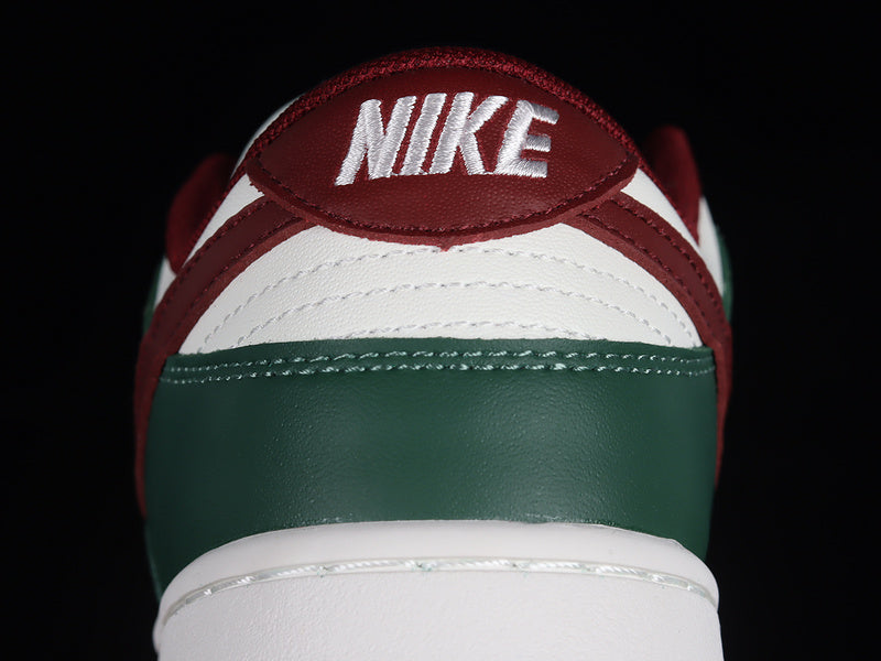 Dunk “Gorge Green”