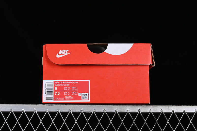 Vomero 5 “Supersonic"