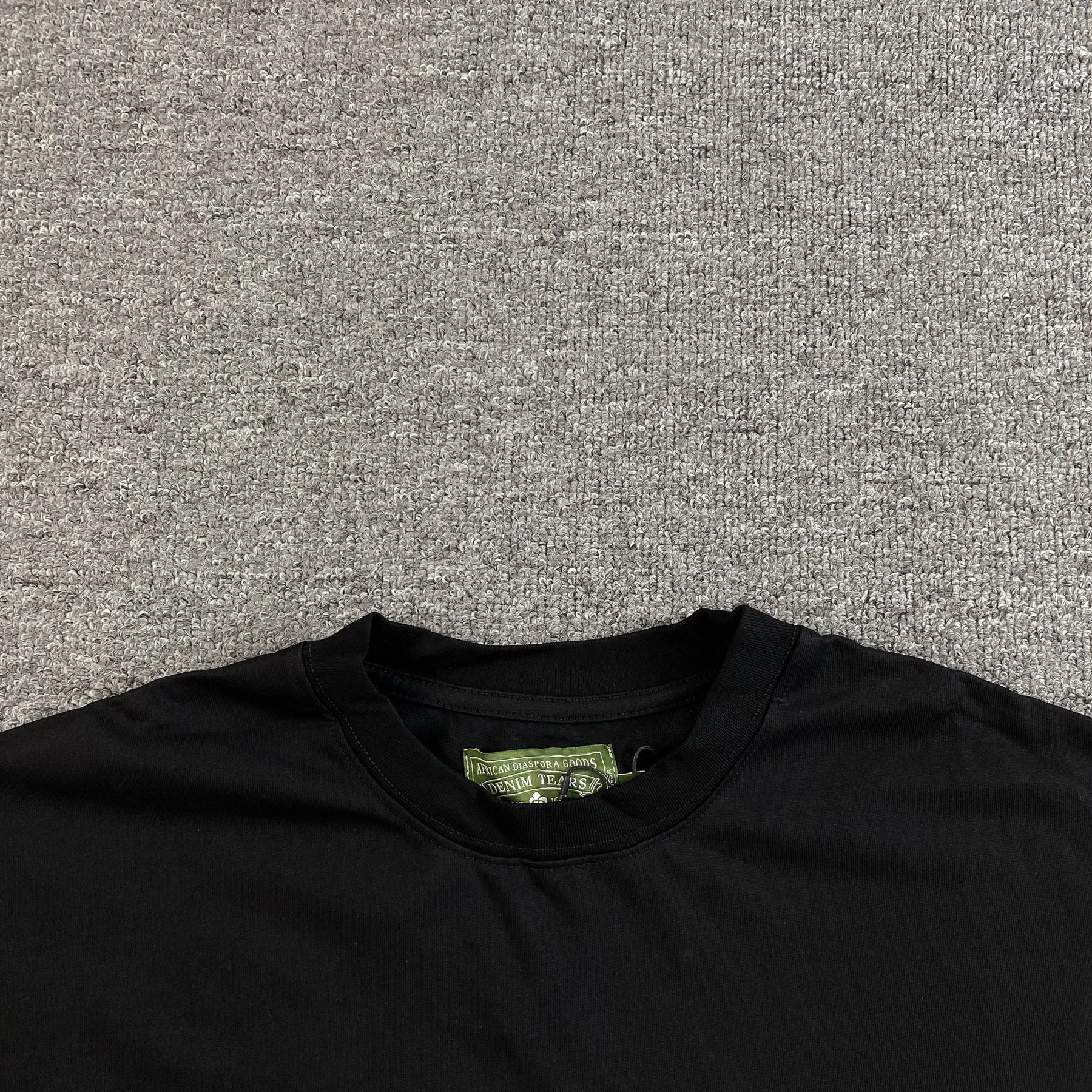 Camisa Denim Tears “African Diaspora Goods” ( Preta )