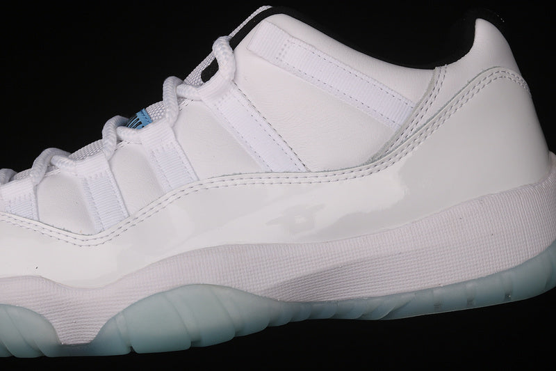 Air Jordan 11 Low ”Legend Blue”