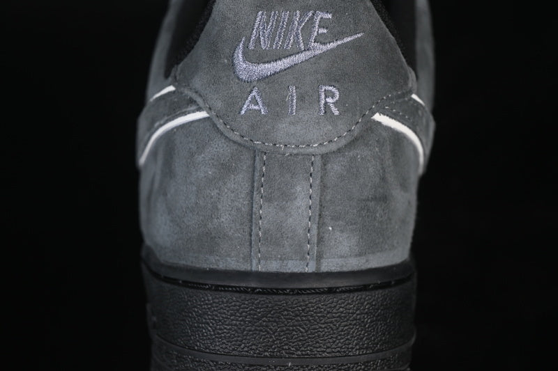 Air force 1 “Dark Smoke Grey”