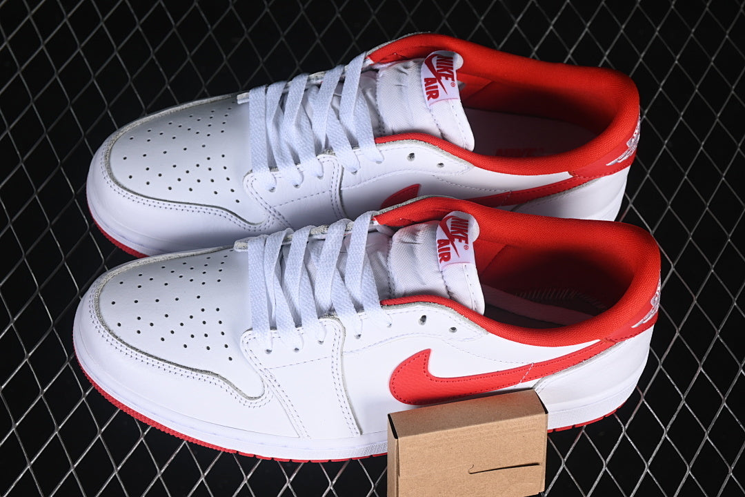 Air Jordan 1 Low “University Red”