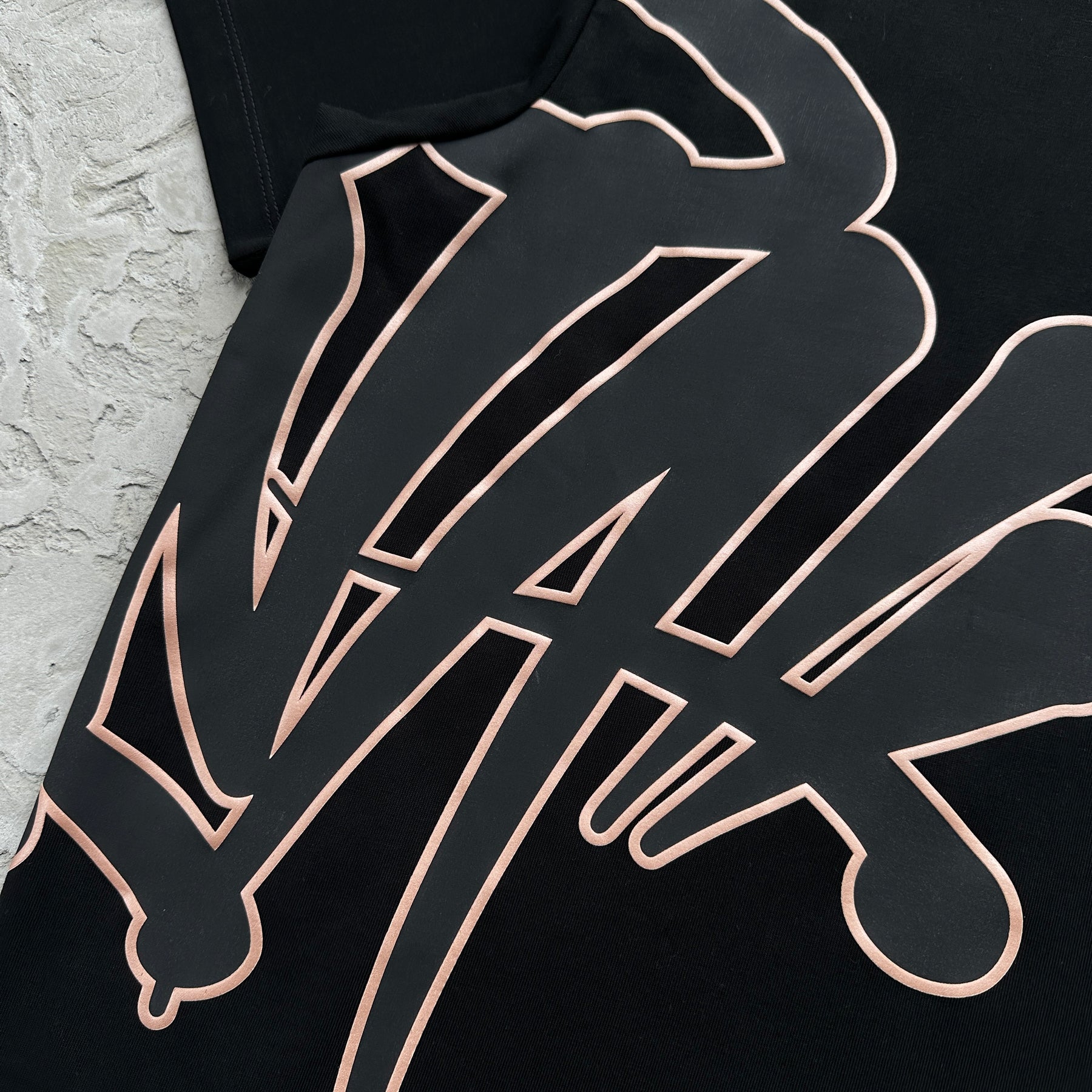 Conjunto Syna World Verão ( Preto e Dourado )