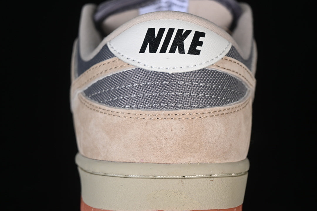 Dunk “Parachute Beige”