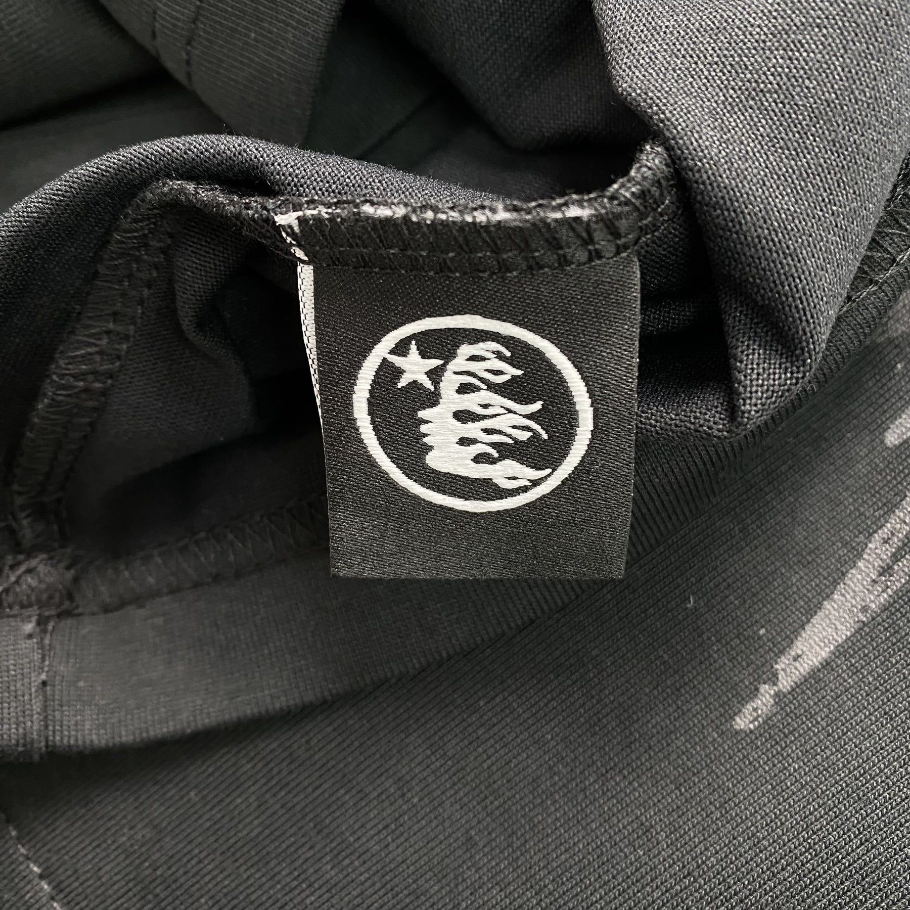 Camisa Hellstar “BrainWhasing”