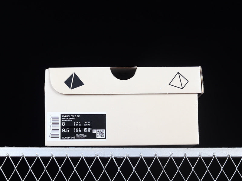 Nike Kyrie 5 “Black Gold”