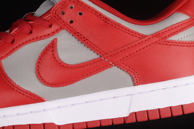 Dunk “ Unversity Red-White”