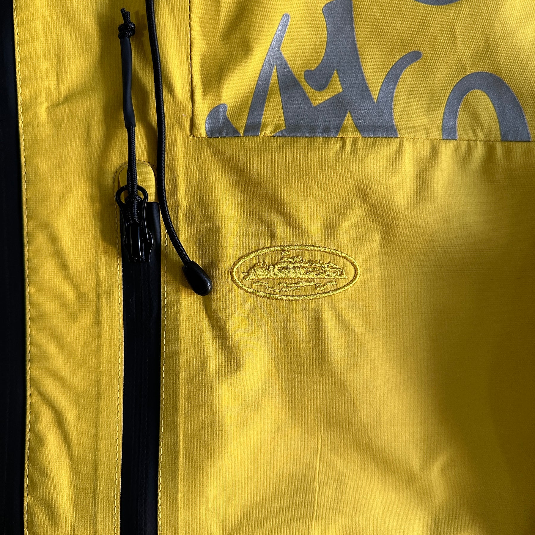 Jaqueta Corteiz “Elitework Shell” ( Amarela )