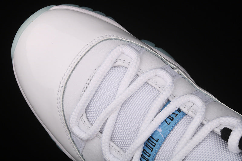 Air Jordan 11 Low ”Legend Blue”