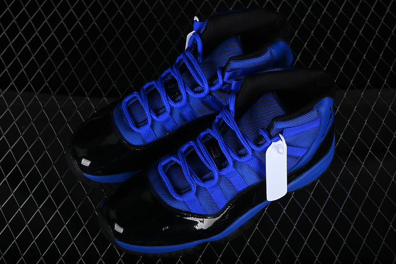 Air Jordan 11 ”Black Legend Blue”