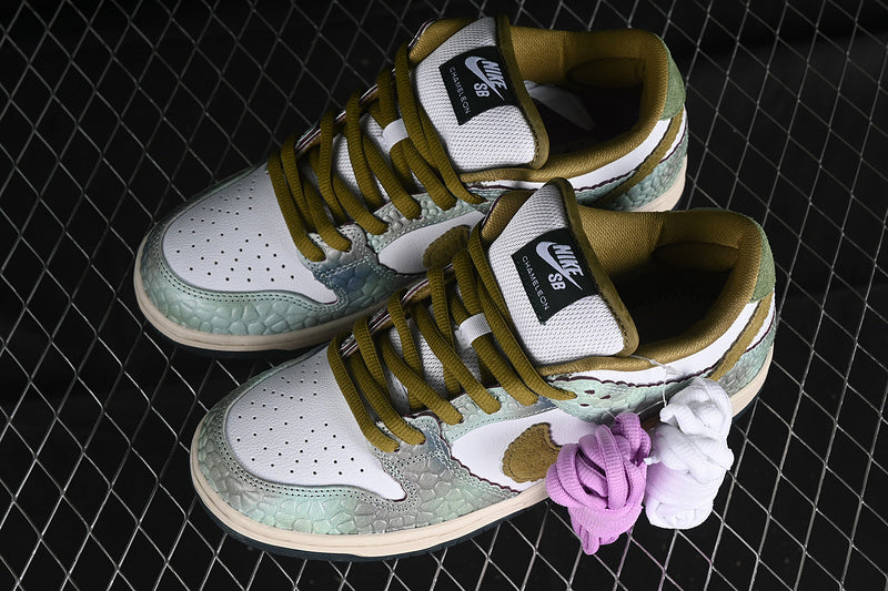 Dunk x Alexis Sablone “White and Pacific Moss”
