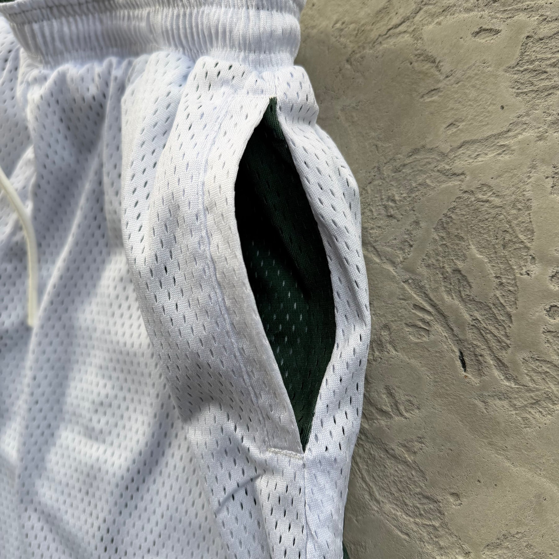 Conjunto Broken Planet “Mesh” ( Branco )
