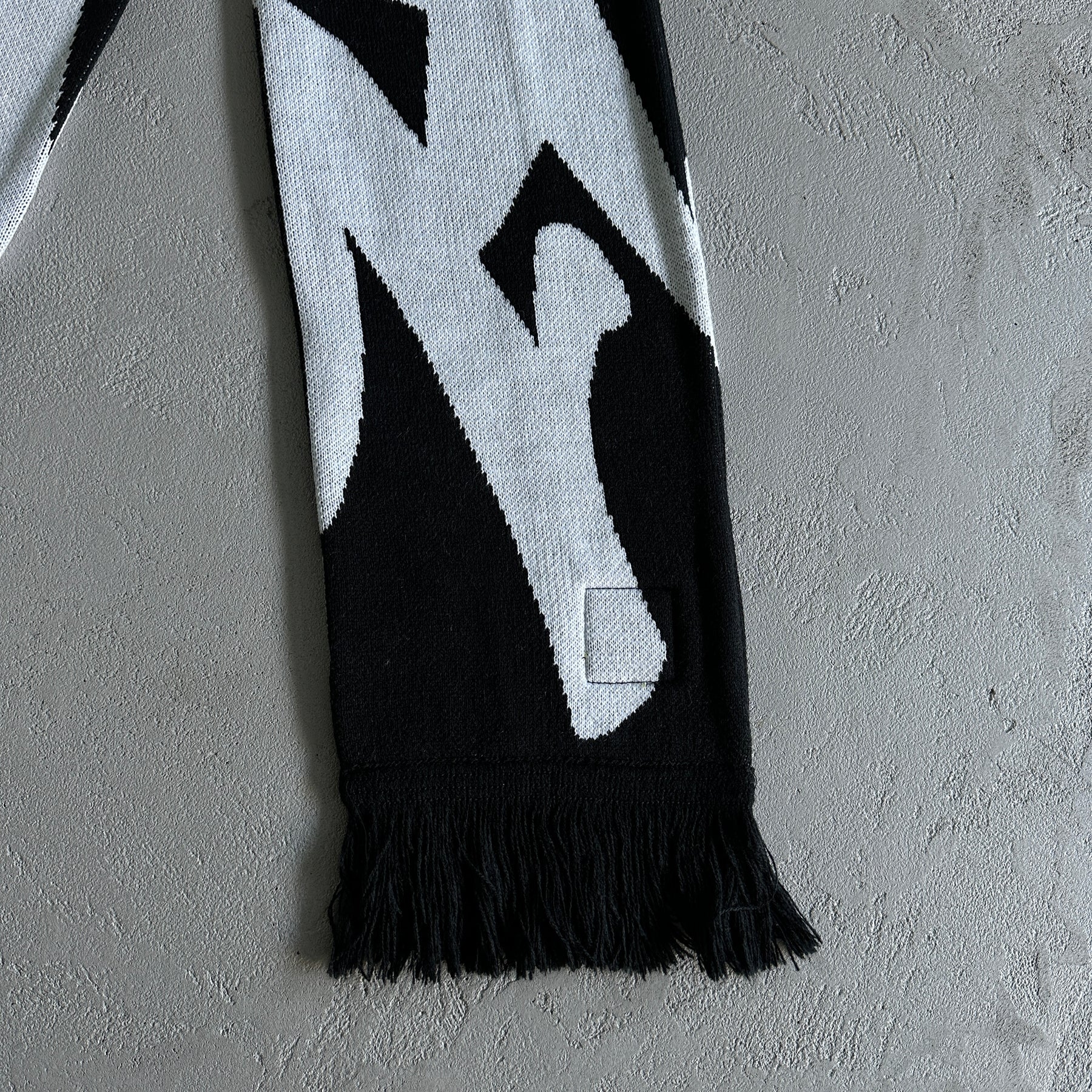 Cachecol Corteiz ( Preto )