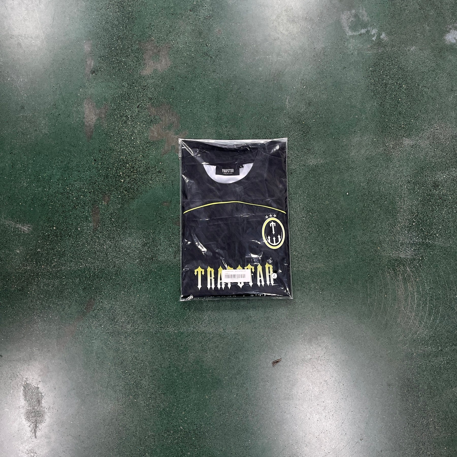 Camisa Trapstar “Football Jersey Black Gold” (Its a Secret)