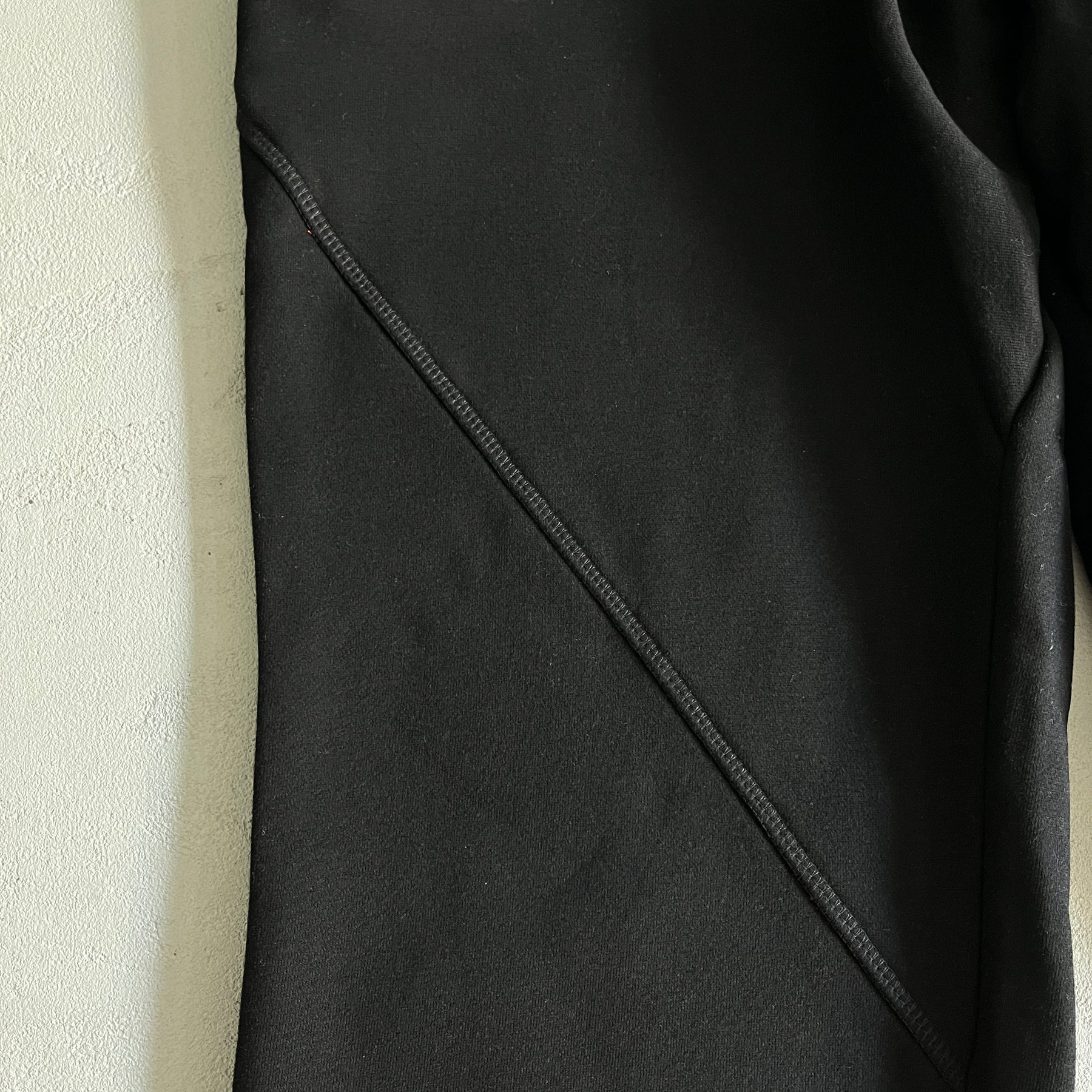 Conjunto Corteiz “Alcatraz Basic Crewneck”