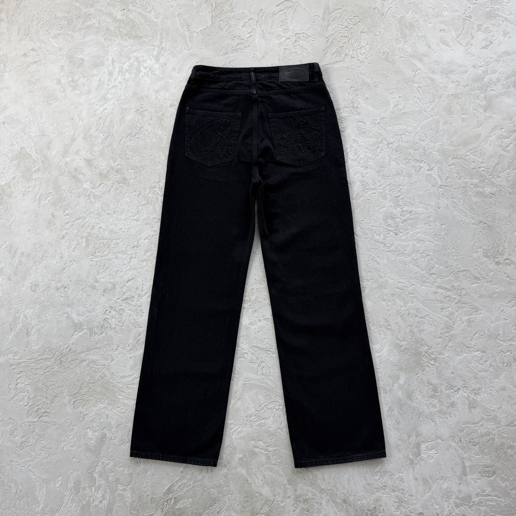 Calça Corteiz “Allstarz Denim Triple Black”