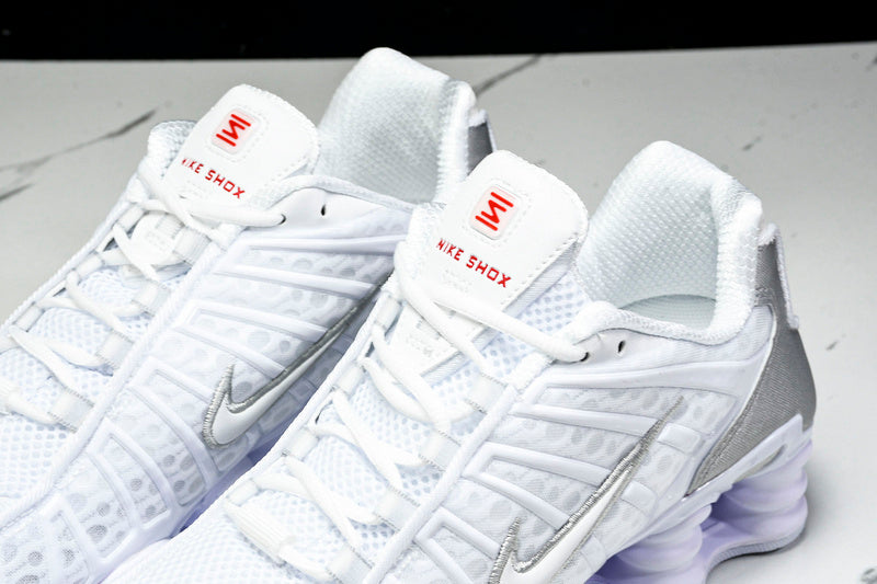 Nike Shox “White Silver”