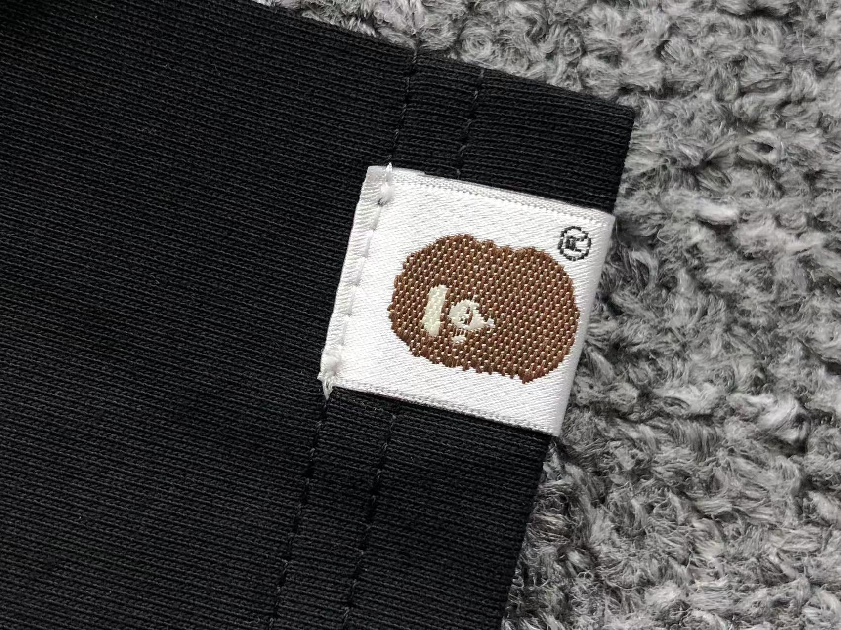 Camisa Bape ”1800 Ovo Bape”