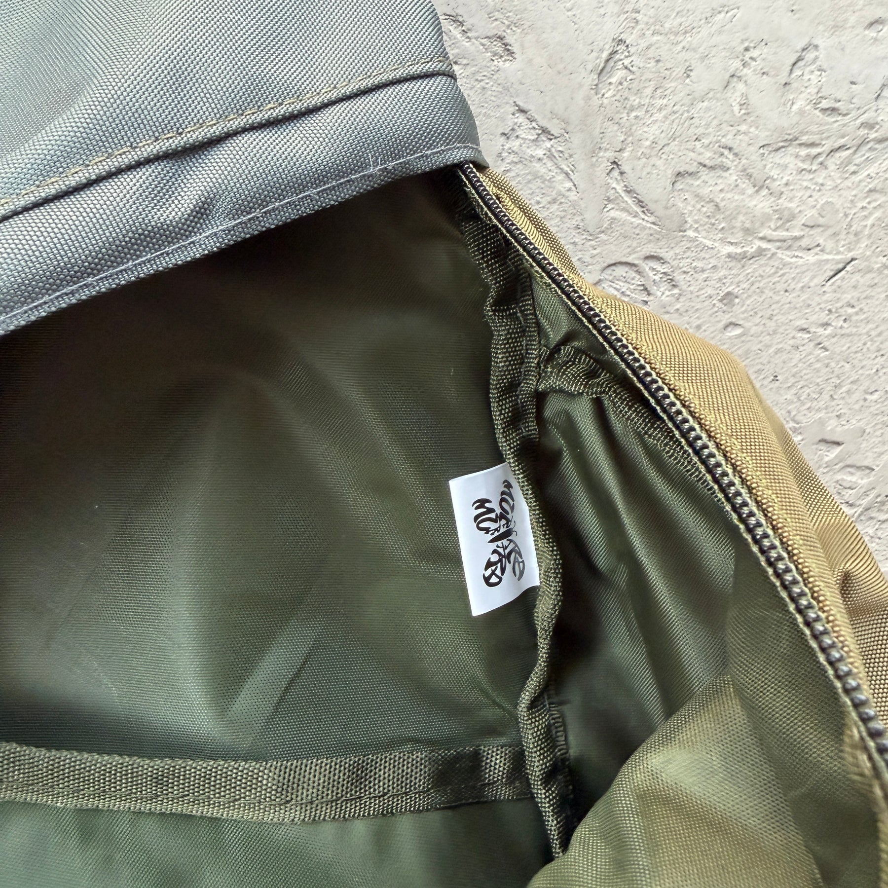Shoulder Bag Mertra “Sling Bag” ( Verde )