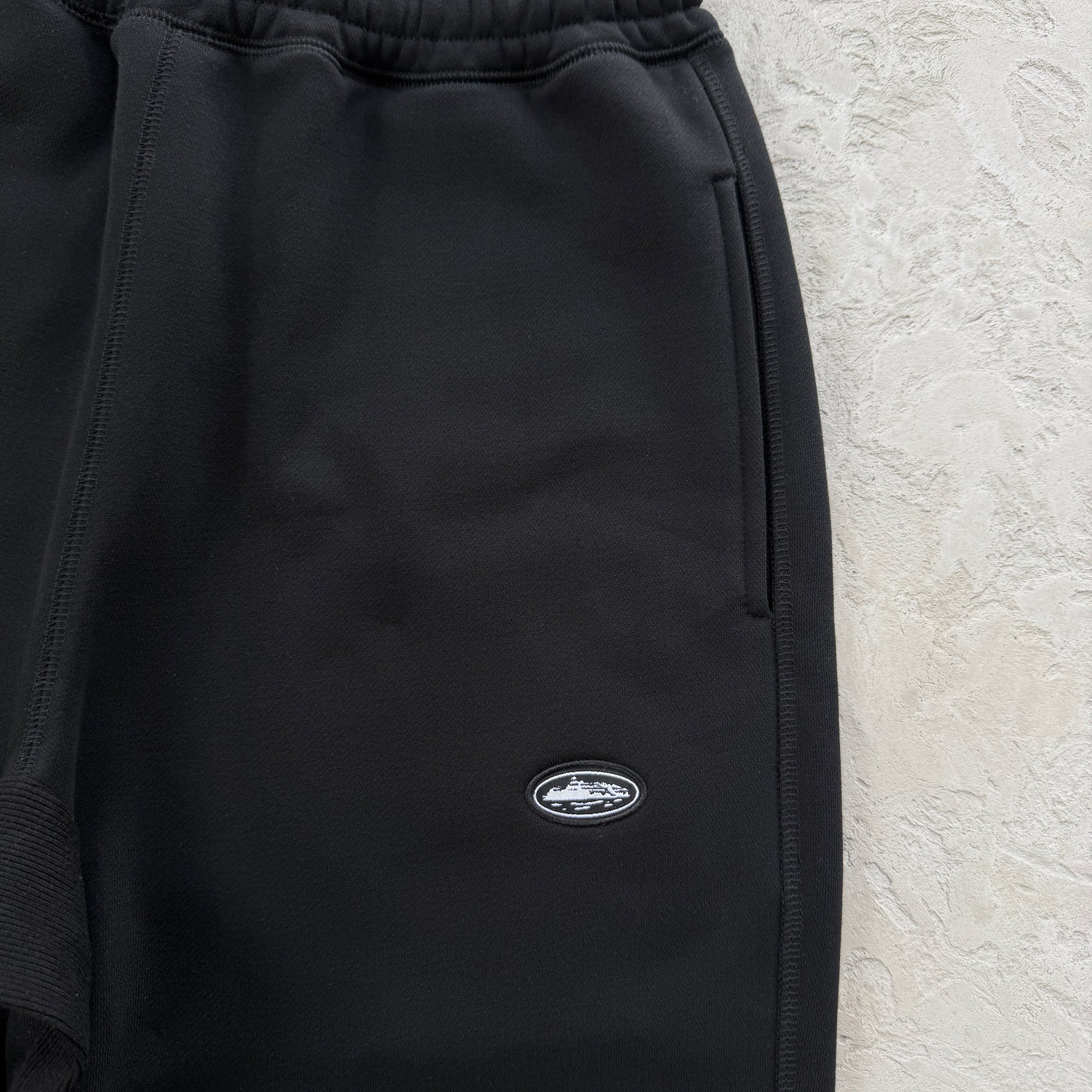 Calça Corteiz “Mini Island” ( Preto )