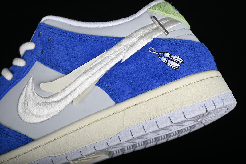Dunk x Fly Streetwear