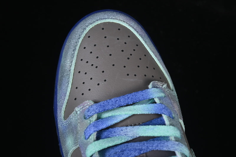 Dunk “Panda Cave Stone”