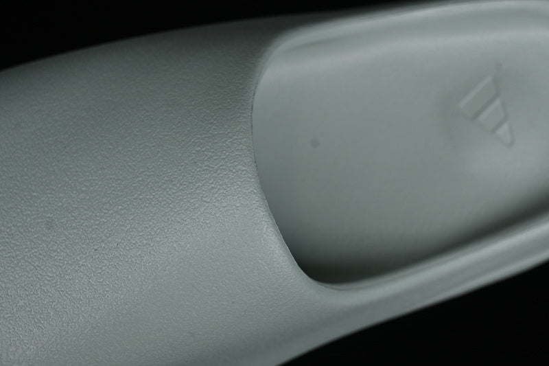 Yeezy Slide “Resin Salt”