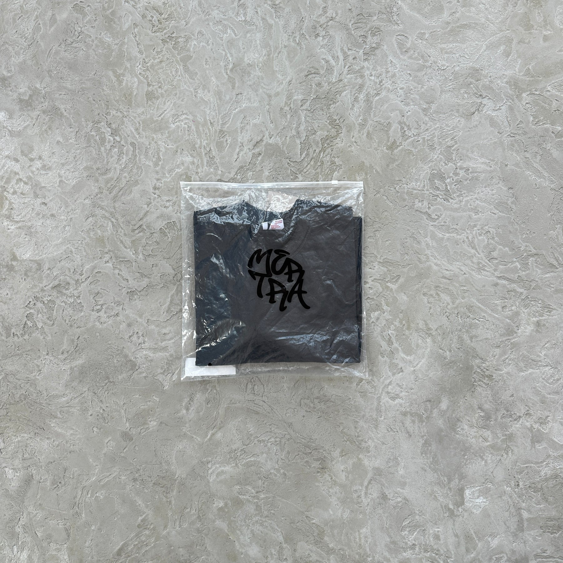 Camisa Mertra Manga longa “Fake Two-Piece” ( Preto )
