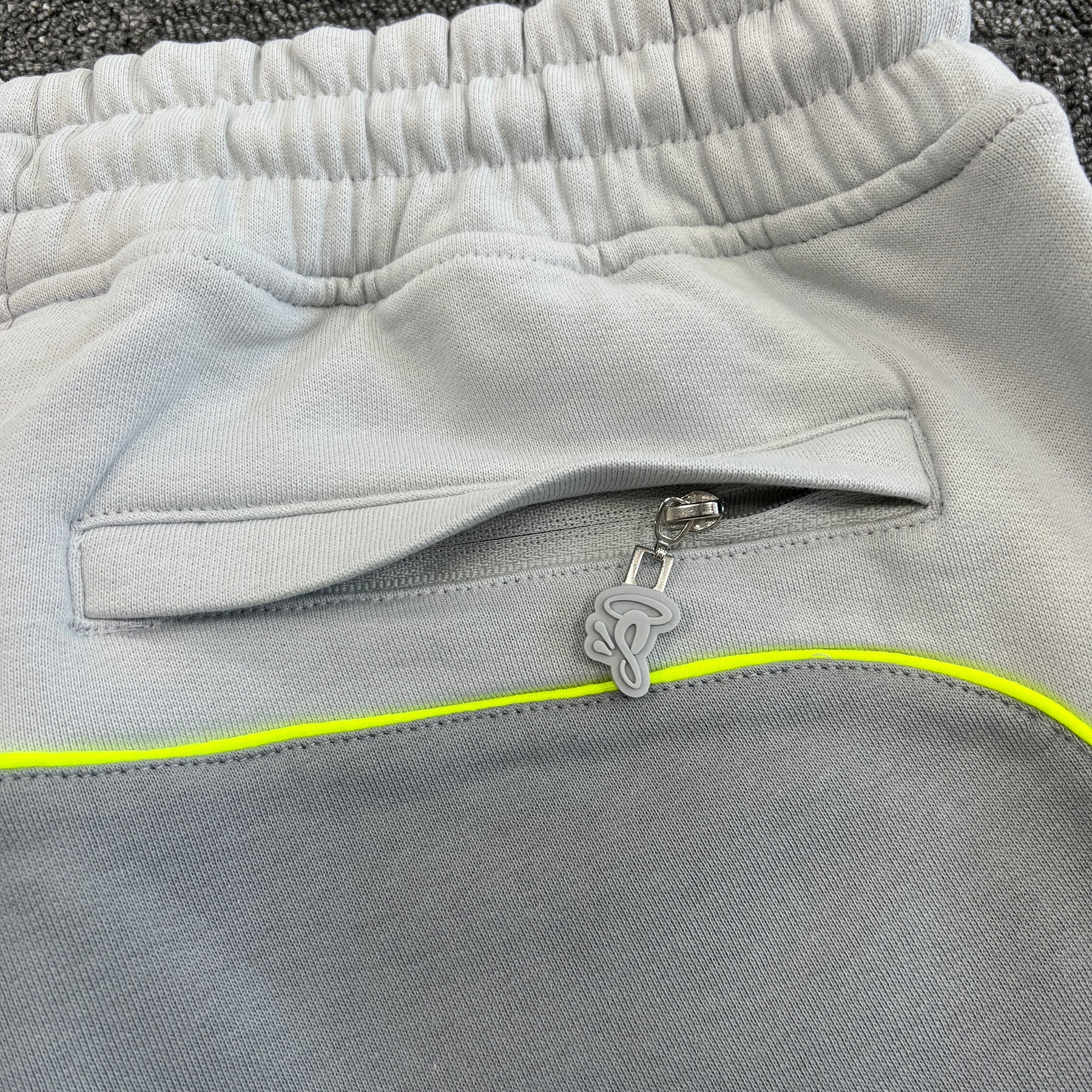 Conjunto Syna World “S-World” (Cinza e Verde)