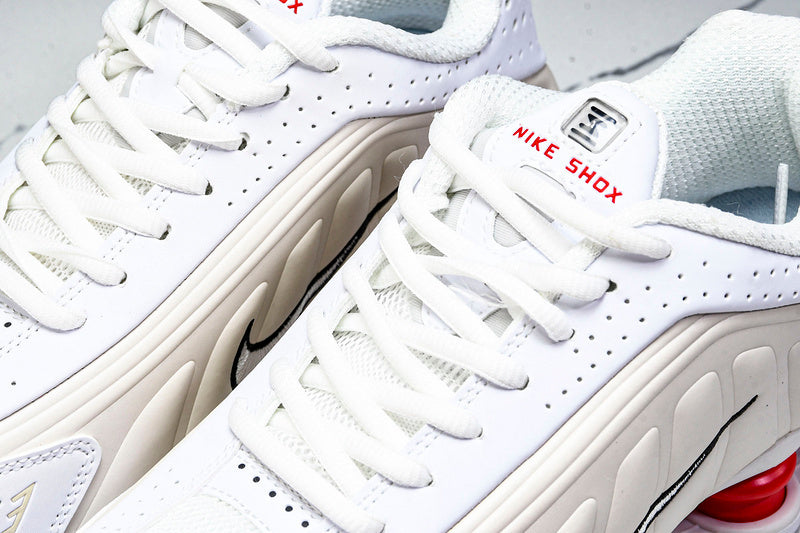 Nike Shox R4 “Phantom Picante Red”