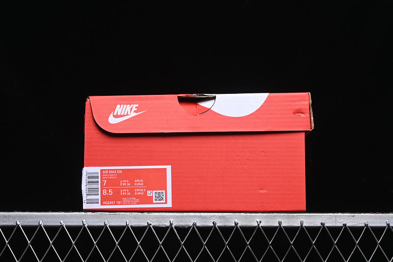 Air Max DN “Silver Glitter”