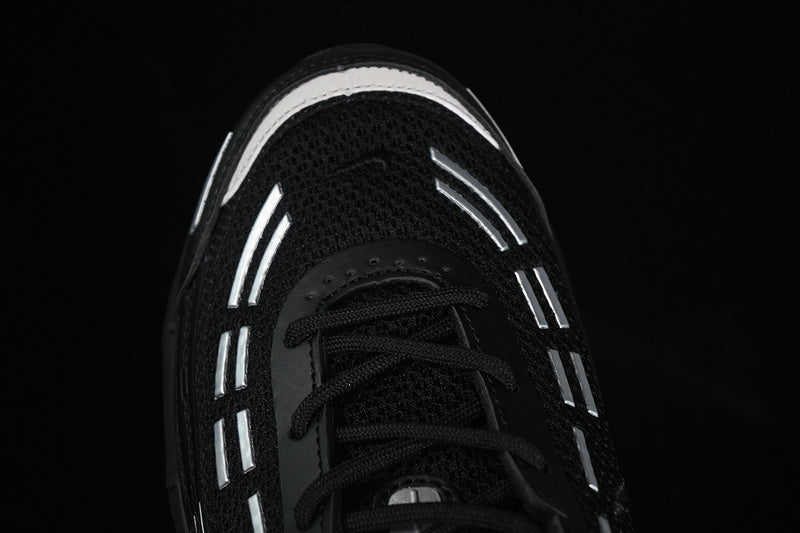 Air Max TL x Comme des Garçons