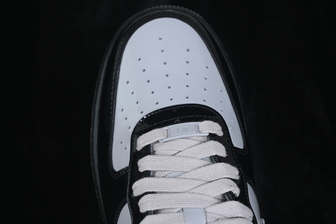 Air force 1 x Syna World