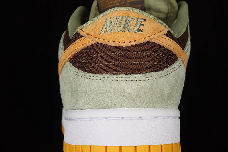 Dunk “Dusty Olive”