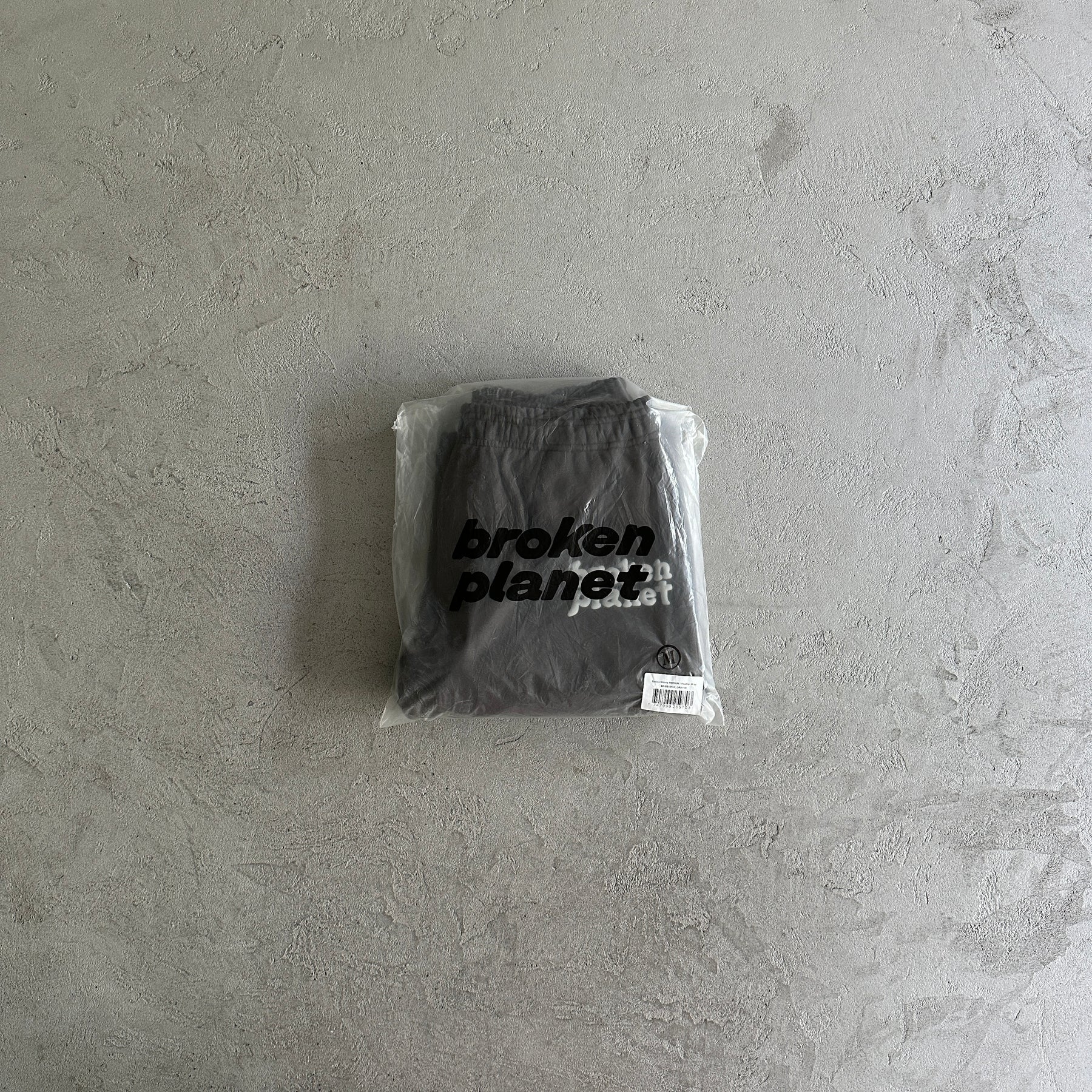 Calça Broken Planet “Basic Joggers”