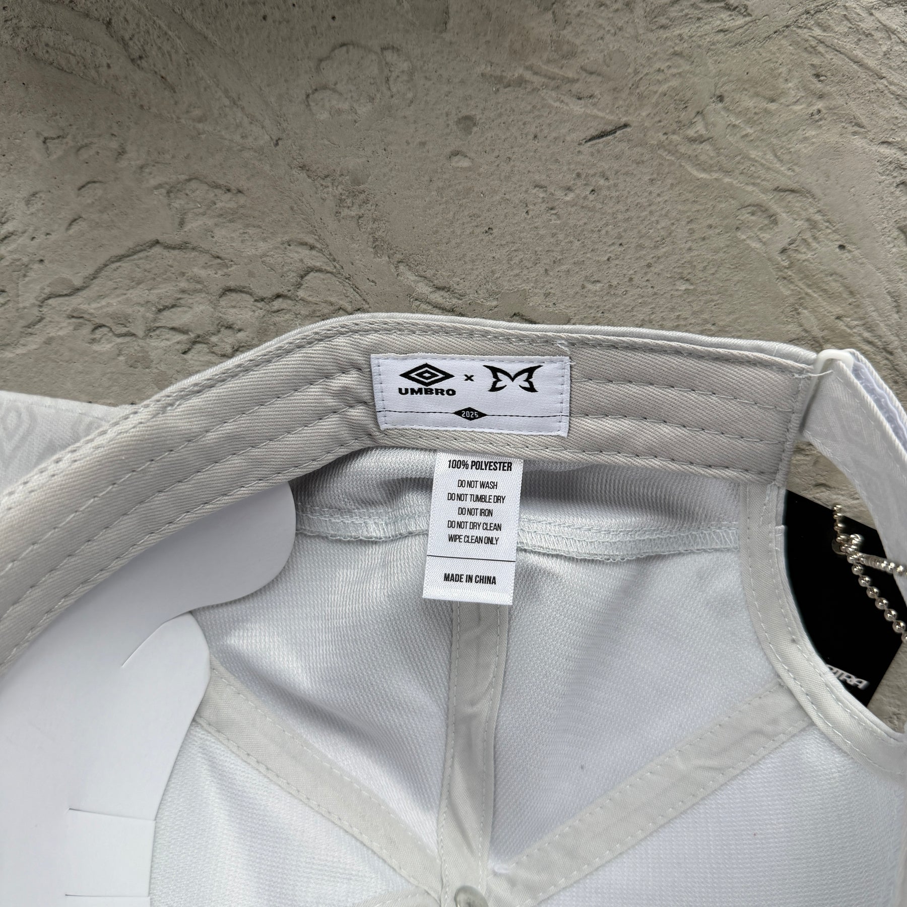 Boné Mertra “Reflective Technical Cap”